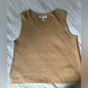 Natural Fiber V neck sleeveless sweater vest